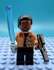 LEGO Finn Minifigure Star Wars The Force Awakens 75192 75178 75139 75105 911834