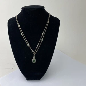 RARO Monet Delicado Doble Cadena Verde Lágrima Collar de Estrás - Tono Dorado - Imagen 1 de 4
