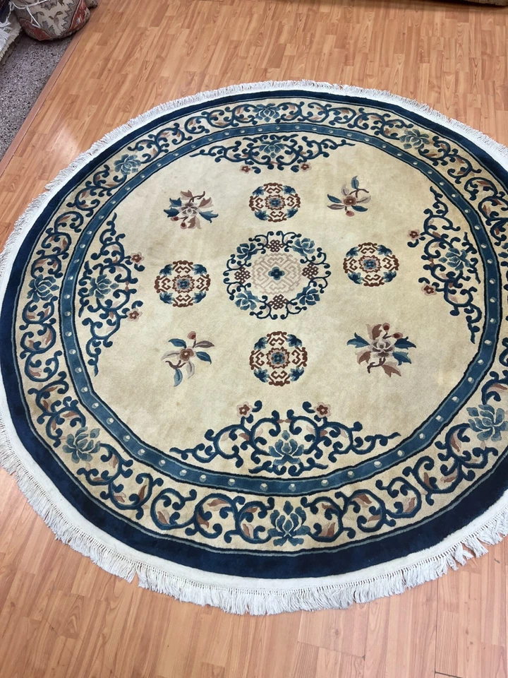7'8" x 7'8" Round Chinese Art Deco Oriental Rug - 100% Wool - Hand Made - Image 1 of 4