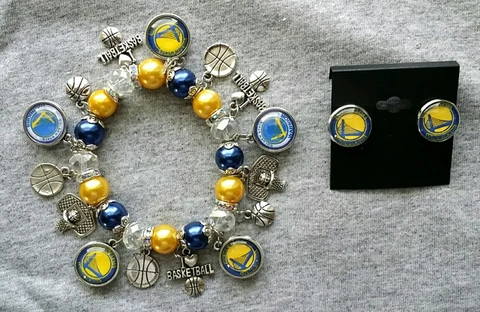 Golden State Warriors bracelet and stud earring set (free Necklace) Cover