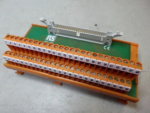 RS COMPONENTS -- 50 POLE IDE INTERFACE MODULE - DIN MOUNT - 403-152 - BREAKOUT - Picture 1 of 5