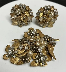 Vintage DeMARIO “BAROQUE PEARL RHINESTONE GOLD LEAF” BROOCH-EARRINGS SET-Estate - Picture 1 of 11