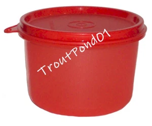 TUPPERWARE Lg Serving Center Dip Dish 15 1/4 oz Red Bowl Snack Cup - Picture 1 of 3