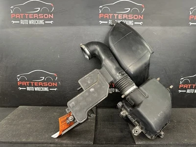 02-10 LEXUS SC430 4.3 CAIXA DE FILTRO LIMPADOR DE ENTRADA DE AR COM TUBOS E MEDIDOR - Imagem 1 de 4