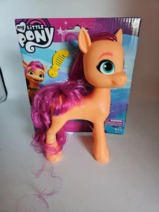 Hasbro My Little Pony Sunny Starscout Modellino Giocattolo Una Nuova Generazione NUOVO (D3) - Foto 1 di 2