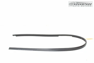2012-2018 AUDI A7 QUATTRO 4G8 PASSENGER SIDE UPPER ROOF MOLDING DRIP SEAL OEM - Image 1 of 4