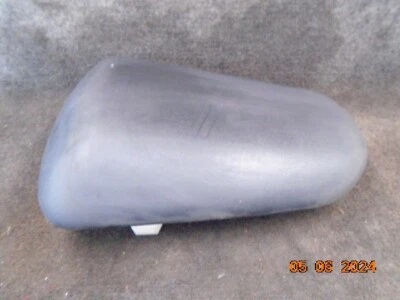 Asiento trasero Kawasaki Ninja ZX600 ZX6R 98-99 Foto 1 de 4