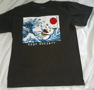 Riot Society Sugee Beckoning Cat Fish Tsunami Japanese Style Black T Shirt Sz M - Picture 1 of 3