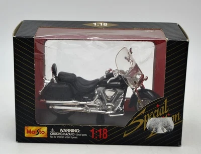 Die Cast 1/18 "Yamaha Road Star Silverado" Maisto - Imagem 1 de 2