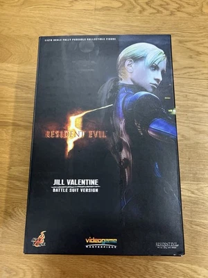 Hot Toys Resident Evil Jill Valentine 战斗套装 1/6 比例 阅读 DESC  — 第 1/4 张图片