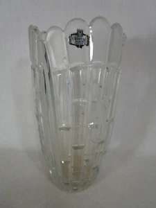 Vase 9” Tall Zajecar Kristal Yugoslavia 24% Lead Crystal Vintage Scalloped Edge - Picture 1 of 11