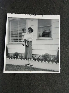 Vintage Press Photo Black & White Woman and Child Ohio June 1956 3.25"x3.5" - Picture 1 of 2