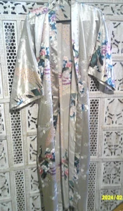 Japanese 'Kim-Ono' Kimono Peacock Floral Pink Silky Shiny Satiny - Picture 1 of 8