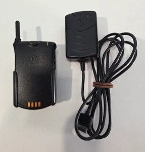 Motorola StarTac 7760 Telefon komórkowy z klapką z ładowarką IHDT5YD1 Typ YDKA - Czytaj - Zdjęcie 1 z 15