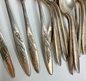 Community Song of Autumn Silver Plated Flatware Silverware 25 pc Replacement - Picture 1 of 8