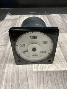 Gamma di amperometro CA Electromagnetic Industries: 0-2.000, 40-70Hz, 5A, #4016A22 - Foto 1 di 4