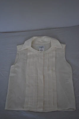 Blusa top Chanel sin mangas de seda crema con botones para mujer FR36 UK8 AY719 Foto 1 de 4
