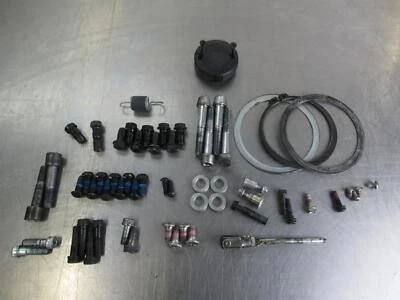 EB1403 2017 17 DUCATI MONSTER 1200S KIT DE ACCESORIOS DE DIRECCIÓN Y FRENO DE REPUESTO Foto 1 de 4