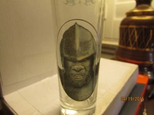 Planet of the Apes - 2001 -4" Shooter Shotglass - Nuevo de colección - Mono - Imagen 1 de 5