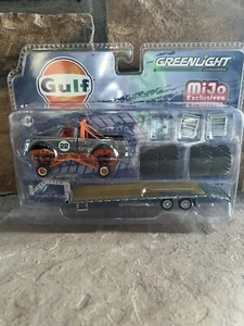 Greenlight CHASE 1972 GULF Chevrolet K-10 Monster Truck Gooseneck & Tires Chase - Picture 1 of 5