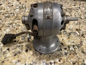 TORNO RELOJERO HAMILTON-BEACH DE COLECCIÓN MOTOR FABRICANTE DE HERRAMIENTAS MAQUINISTA FUNCIONA - Imagen 1 de 8