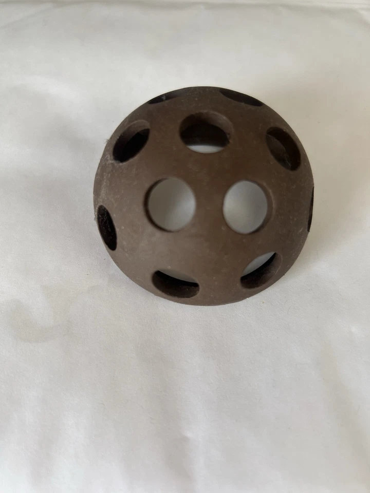 Ceramic Shrimp Dome Aquarium Décor, Shrimp Hideaway Java Moss - Image 1 of 1