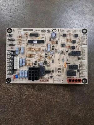 YORK 1162-251 Control Circuit Board 542760 Source 1 251 1162-83-251A - Image 1 of 4
