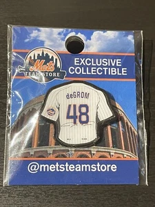 NY Mets Exclusive Collectable Pin Degrom 48 White Nadelstreifen Jersey - Bild 1 von 2