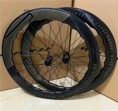 700C 65mm Tiefe Straße Fahrrad Laufradsatz Carbon Fiber Disc Bremse Klammerräder - Bild 1 von 4