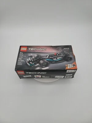 Lego Technic Mercedes-AMG F1 W14 E Performance Pull-Back 42165 Hamilton F1 Race - Image 1 of 4