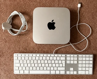 Mac Mini Mid 2011 A1347 8GB RAM 500gb HARD DRIVE + Apple Keyboard - Image 1 of 4