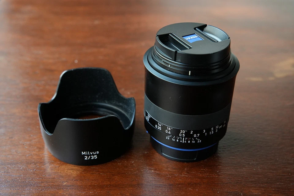 CANON Zeiss Milvus 2/35 - Imagen 1 de 4