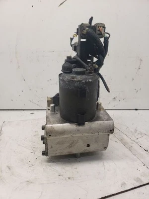 Bomba de pieza de freno antibloqueo a través de 6/96 para 93-97 Infiniti J30 1014582 Foto 1 de 4