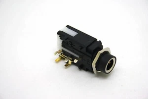 ORIGINAL JACK MARSHALL MONO SPDT 5 PIN FOR JTM30 JTM60 JCM60 PCB MOUNT - Picture 1 of 2