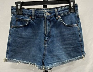 Topshop ladies size 8 petite girlfriend shorts. - Picture 1 of 5