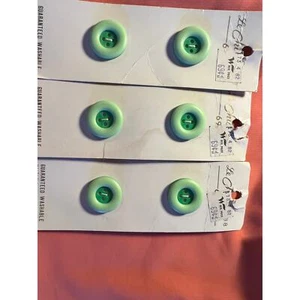 Le Chic 6 Buttons 2-tone Green Mint Size 34 appx. 7/8" recessed - Picture 1 of 4