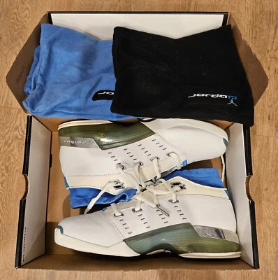 VER DESCRIPCIÓN Nike Air Jordan 17 Carolina 303891-141 Talla 11 Foto 1 de 4