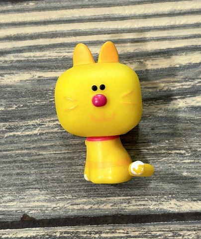 Hey Duggee Replacement Piece Part Yellow Cat Figure Figurine Toy 1.75” Cover
