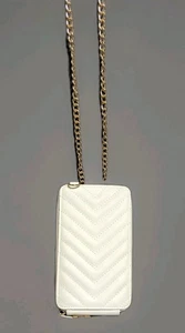 BEAUTIFUL WHITE QUILTED ZIP AROUND CELLPHONE/CARD WITH GOLD TONED ADJ CHAIN - Picture 1 of 11