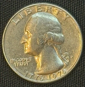 1976 D Mint Mark Bicentennial Circulated Quarter Dollar - Picture 1 of 4