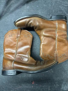 STIVALI DA COWBOY ARIT SPORT LARGHI PELLE MARRONE OLIATA PUNTA QUADRATA 10010963 UOMO 8B - Foto 1 di 8