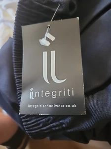 Integriti Navy Pleated School Skirt. New With Tags. Size Medium - Picture 1 of 3