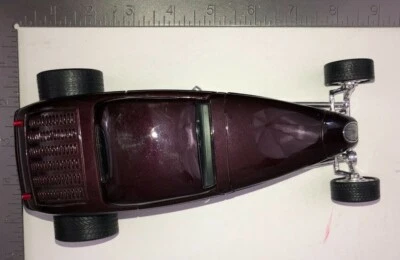 CLASSIC METAL WORKS 2000 Diecast Purple Model Car - Image 1 of 4