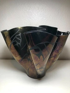 vitreous designs canada handkerchief vase - Picture 1 of 12