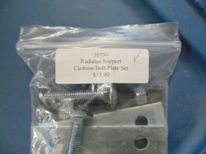 1955-56-57 Chevy/Chevrolet Radiator Support Cushion/Bolt/Plate Set (10750) - Bild 1 von 3