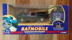 Corgi 77501 1/24 Scale Batmobile & Bat Communicator 1960's From DC Comics NEW - Picture 1 of 4