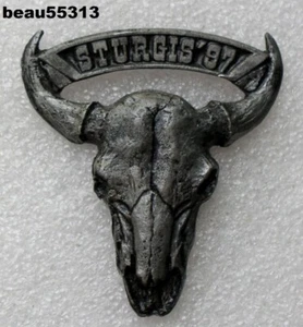 ⭐"VINTAGE" 1997 STURGIS SOUTH DAKOTA HARLEY BIKE WEEK WESTE JACKE PIN - Bild 1 von 1