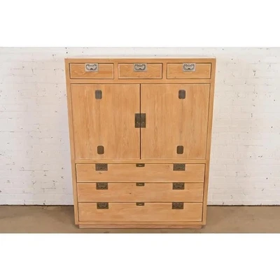 Cómoda Henredon Mid-Century Hollywood Regency, alrededor de los años 70 Foto 1 de 4