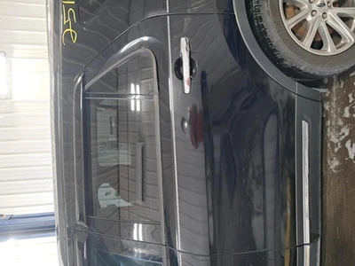 Conjunto de porta traseira esquerda usado lateral traseira serve: 2016 Ford Explorer privacidade elétrica - Imagem 1 de 4