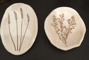 2 Vintage Salt Marsh Pottery Art Pieces Plantain Mare's Tail 1976 Ellyn - Picture 1 of 4
